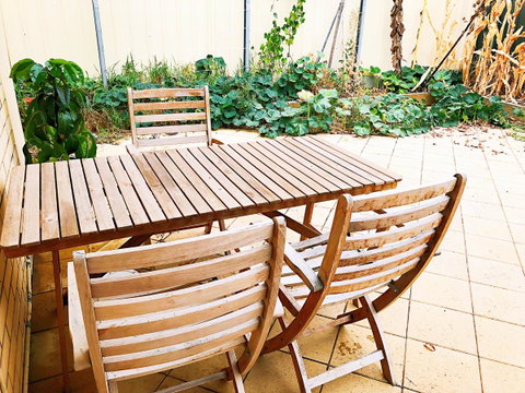 Beautiful Garden House - Whitsundays Accommodation 22