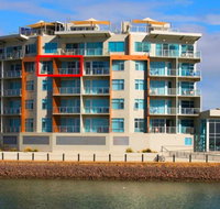 Wallaroo Marina Luxury Apartment - Whitsundays Accommodation