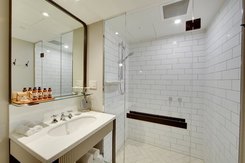 Mayfair Hotel - Whitsundays Accommodation 7
