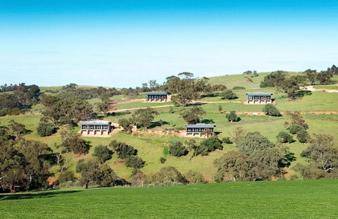 Barossa Pavilions & Glasshouse - Whitsundays Accommodation 0