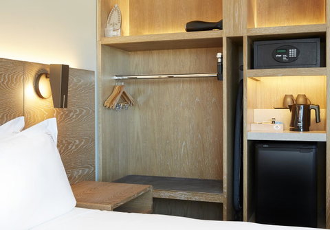 Holiday Inn Express Adelaide City Centre, An IHG Hotel - Whitsundays Accommodation 9