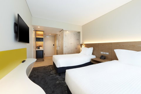 Holiday Inn Express Adelaide City Centre, An IHG Hotel - Whitsundays Accommodation 5