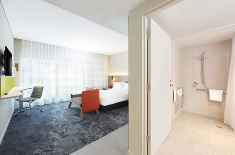 Holiday Inn Express Adelaide City Centre, An IHG Hotel - Whitsundays Accommodation 11