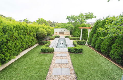 S T U D I O 22 Peaceful Retreat With Garden Views - Whitsundays Accommodation 0