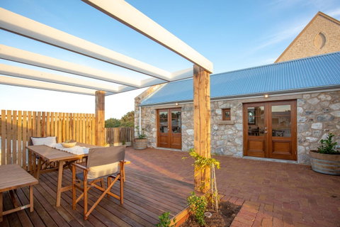 Lucy's Cottage - Whitsundays Accommodation 19