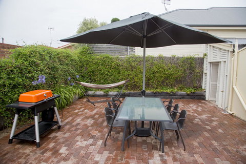 Wayfarers Cottage - Whitsundays Accommodation 12