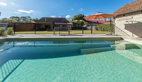 The Tudor House - Whitsundays Accommodation 20