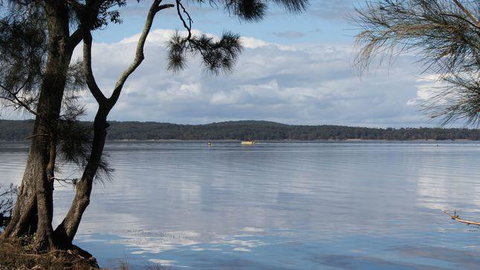 \'Point Break\' Your Waterfront Break At The Point - Whitsundays Accommodation 0