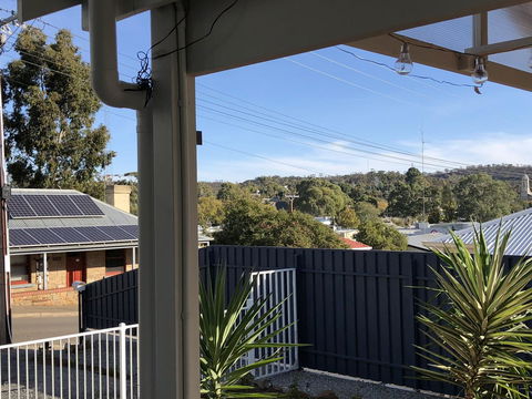 Jack\'s House 2 B&B In Mill Street - Whitsundays Accommodation 2