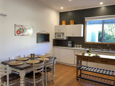 Jack\'s House 2 B&B In Mill Street - Whitsundays Accommodation 18