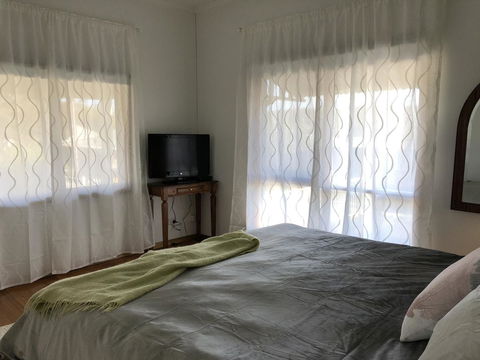 Jack\'s House 2 B&B In Mill Street - Whitsundays Accommodation 4
