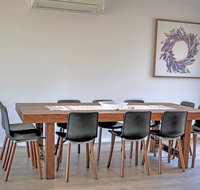 Emu Bay Holiday Homes - Whitsundays Accommodation