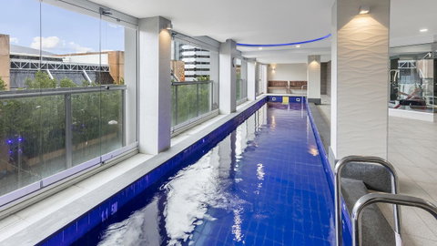Oaks Adelaide Embassy Suites - Whitsundays Accommodation 1