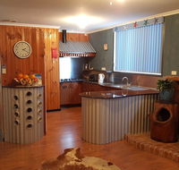 Inna Nutshell - Whitsundays Accommodation