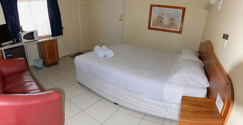Ardeanal Motel - Whitsundays Accommodation 8