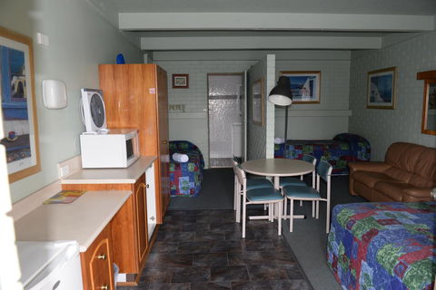 Ardeanal Motel - Whitsundays Accommodation 41