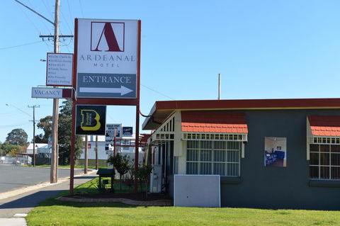 Ardeanal Motel - Whitsundays Accommodation 0
