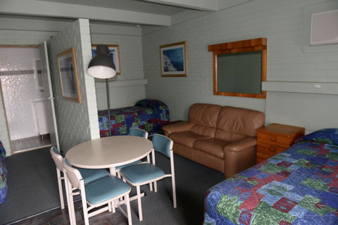 Ardeanal Motel - Whitsundays Accommodation 42