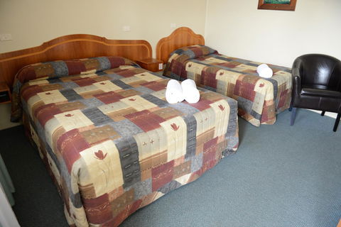 Ardeanal Motel - Whitsundays Accommodation 19