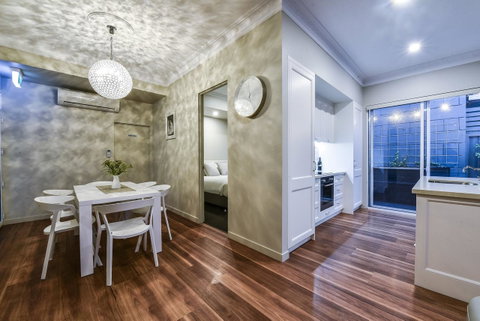 Aloha Central Luxury Apartments - Whitsundays Accommodation 15