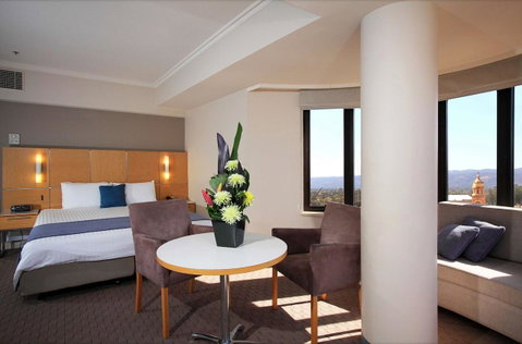 Stamford Grand Adelaide - Whitsundays Accommodation 3