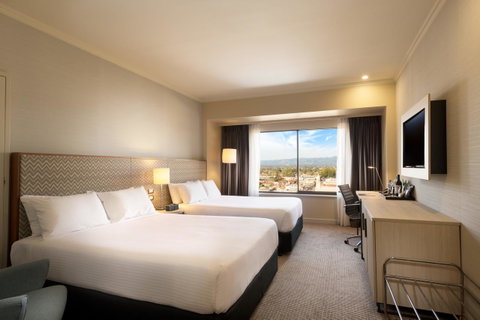 Stamford Grand Adelaide - Whitsundays Accommodation 6