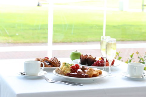 Stamford Grand Adelaide - Whitsundays Accommodation 8