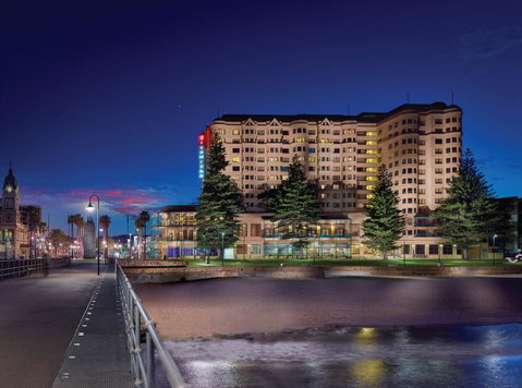 Stamford Grand Adelaide - Whitsundays Accommodation 7