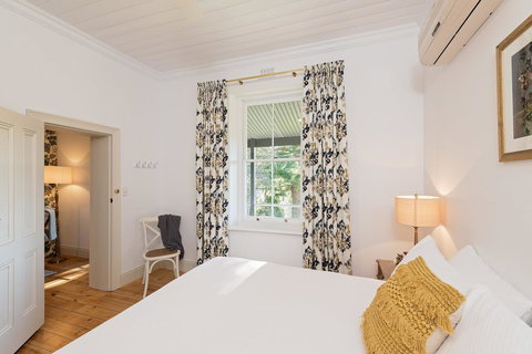 The Other House - Whitsundays Accommodation 15