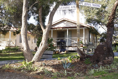 Cape Jervis Holiday Units - Whitsundays Accommodation 19