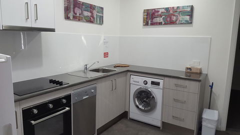 Aart Apartments - Whitsundays Accommodation 6