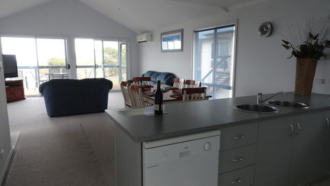 Kangaroo Island Bayview Villas - Whitsundays Accommodation 13