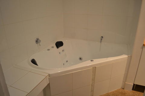 Tin House In Tanunda - Whitsundays Accommodation 6