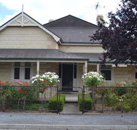 Tin House in Tanunda - Whitsundays Accommodation