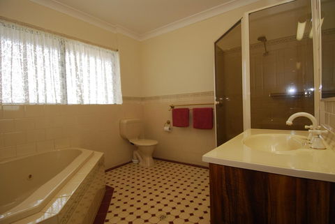 Acacia Apartments - Whitsundays Accommodation 12