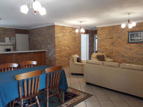 Acacia Apartments - Whitsundays Accommodation 9