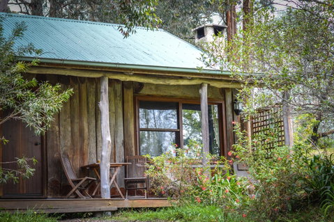 Ghost Hill Road Retreat - Whitsundays Accommodation 9
