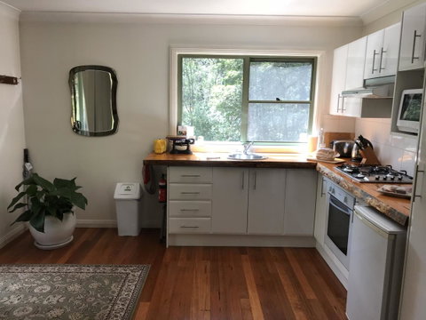 Ghost Hill Road Retreat - Whitsundays Accommodation 7