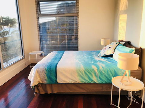 Sunrise On Falie Seaview Eco Accommodation - Whitsundays Accommodation 32