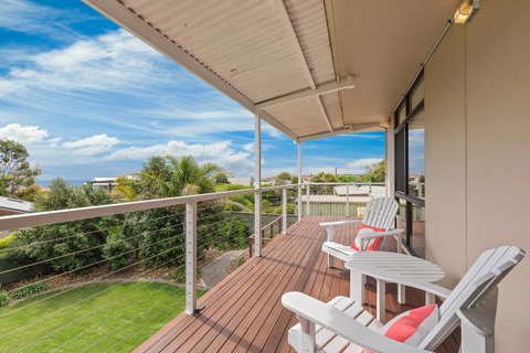 Maslin Beach Getaway - Whitsundays Accommodation 0