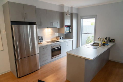 Gawler Townhouse 3 Bedroom - Whitsundays Accommodation 3