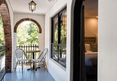 The Manor Basket Range - Whitsundays Accommodation 18