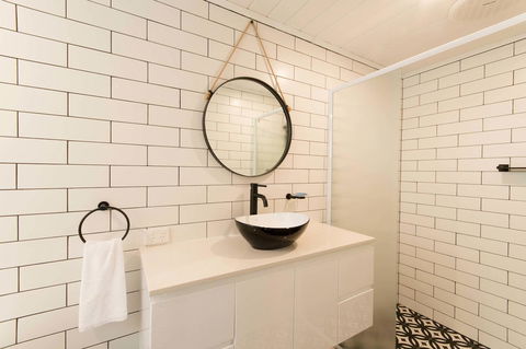 The Manor Basket Range - Whitsundays Accommodation 8
