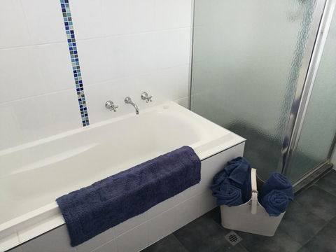 Hilda Anna's - Whitsundays Accommodation 34