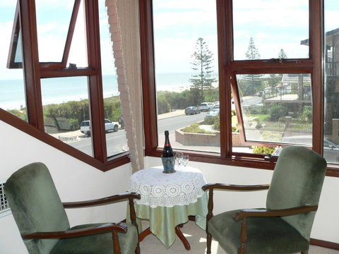 Brighton Beach House - Whitsundays Accommodation 4