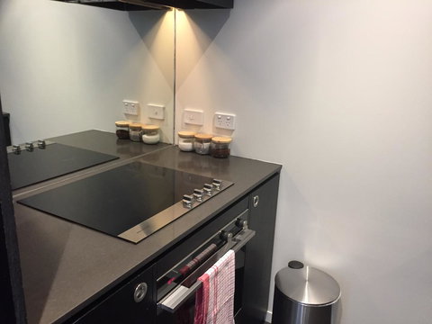 Tasha\'s Apartments On Warwick - Whitsundays Accommodation 14