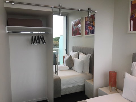 Tasha\'s Apartments On Warwick - Whitsundays Accommodation 24