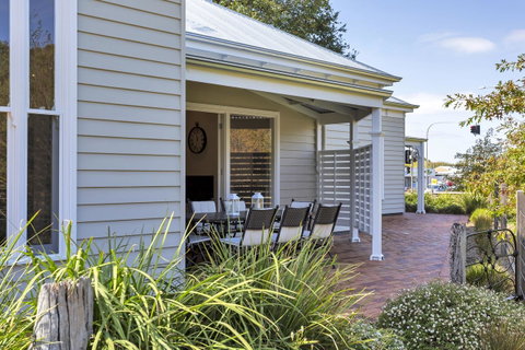Grandview Accommodation - The Elm Tree Apartments - Whitsundays Accommodation 25