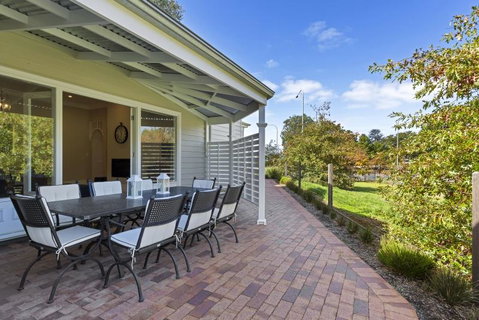Grandview Accommodation - The Elm Tree Apartments - Whitsundays Accommodation 26