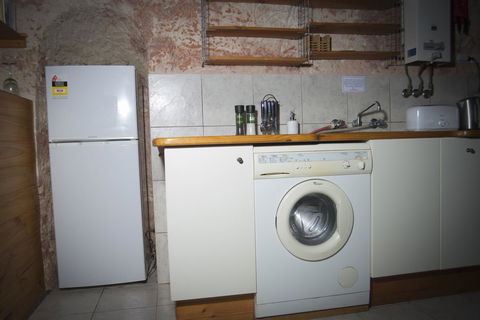 Ali\'s Underground Studio - Whitsundays Accommodation 5